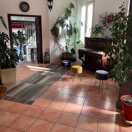 Hotel Restaurant De L'Union Mirambeau  Dış mekan fotoğraf