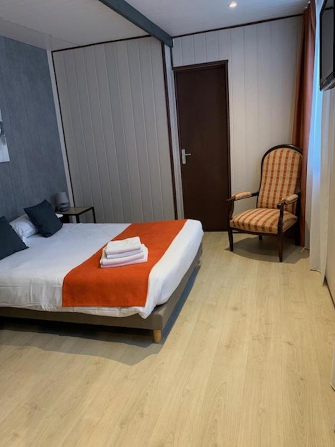Hotel Restaurant De L'Union Mirambeau  Dış mekan fotoğraf
