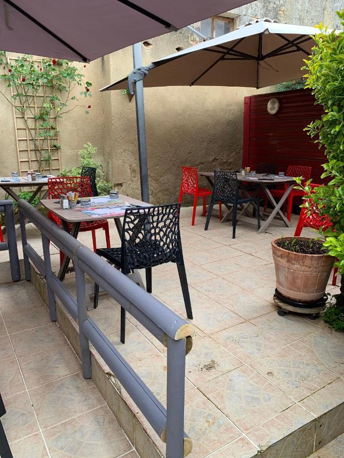 Hotel Restaurant De L'Union Mirambeau  Dış mekan fotoğraf